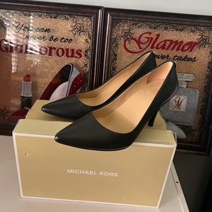 Michael Kors heels size 7.5